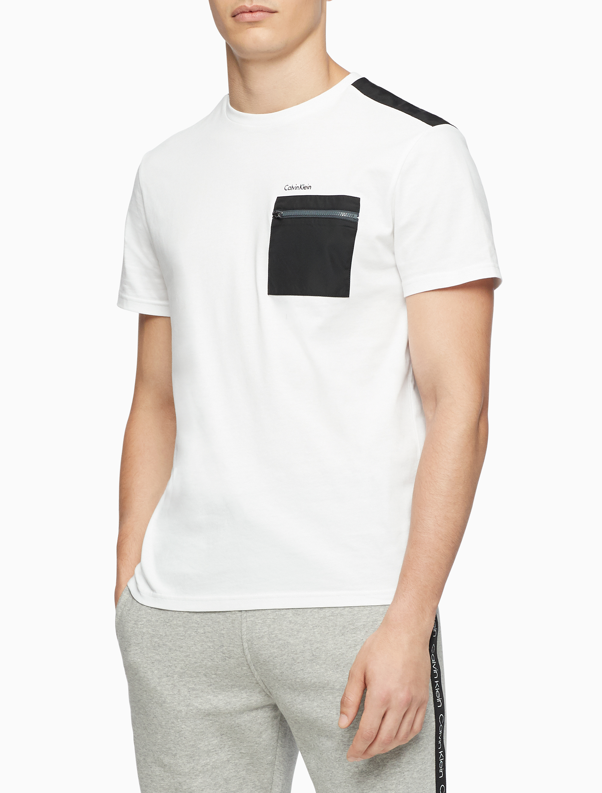 Zip Pocket Tee Tshirts Calvin Klein